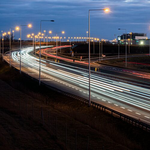 Ograniczenia prędkości na drogach w Polsce