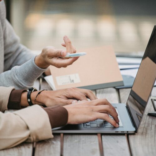 Jak znaleźć sprawdzonego partnera Microsoft 365 w Polsce? Poradnik dla przedsiębiorców